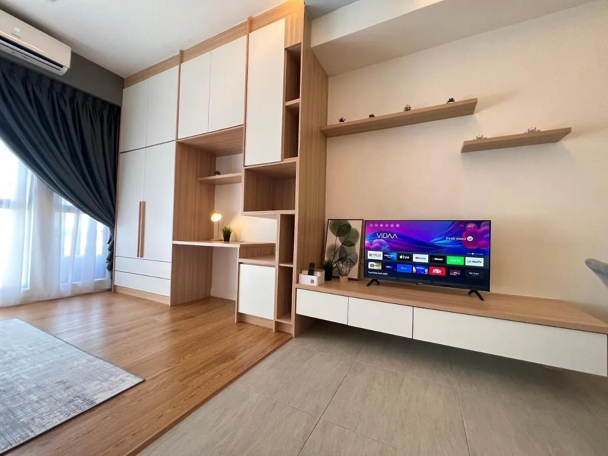 Free Parking # 2 Bed Family Bellsuite - Sepang Klia Kota Warisan شقة